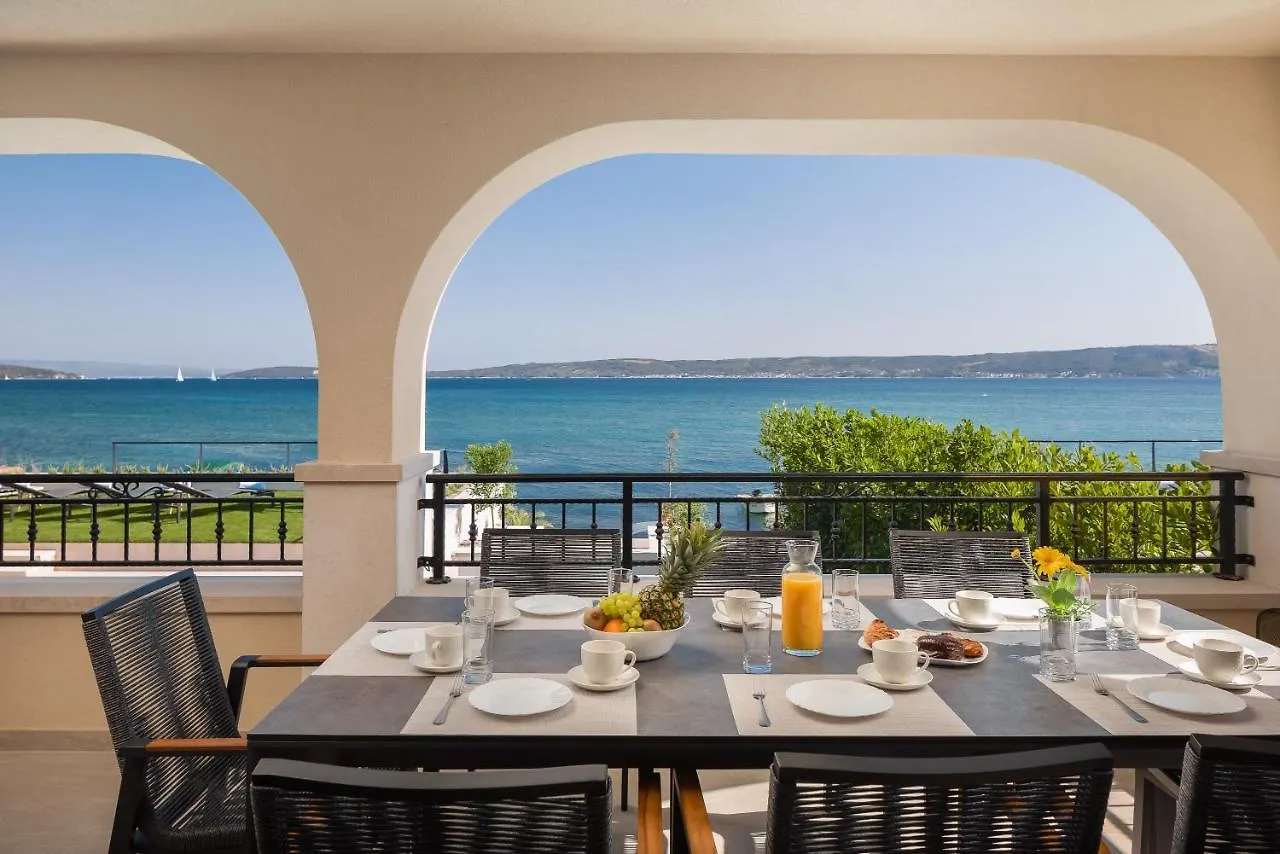 Beachfront Villa Armeria With Pool Kastela Croatia