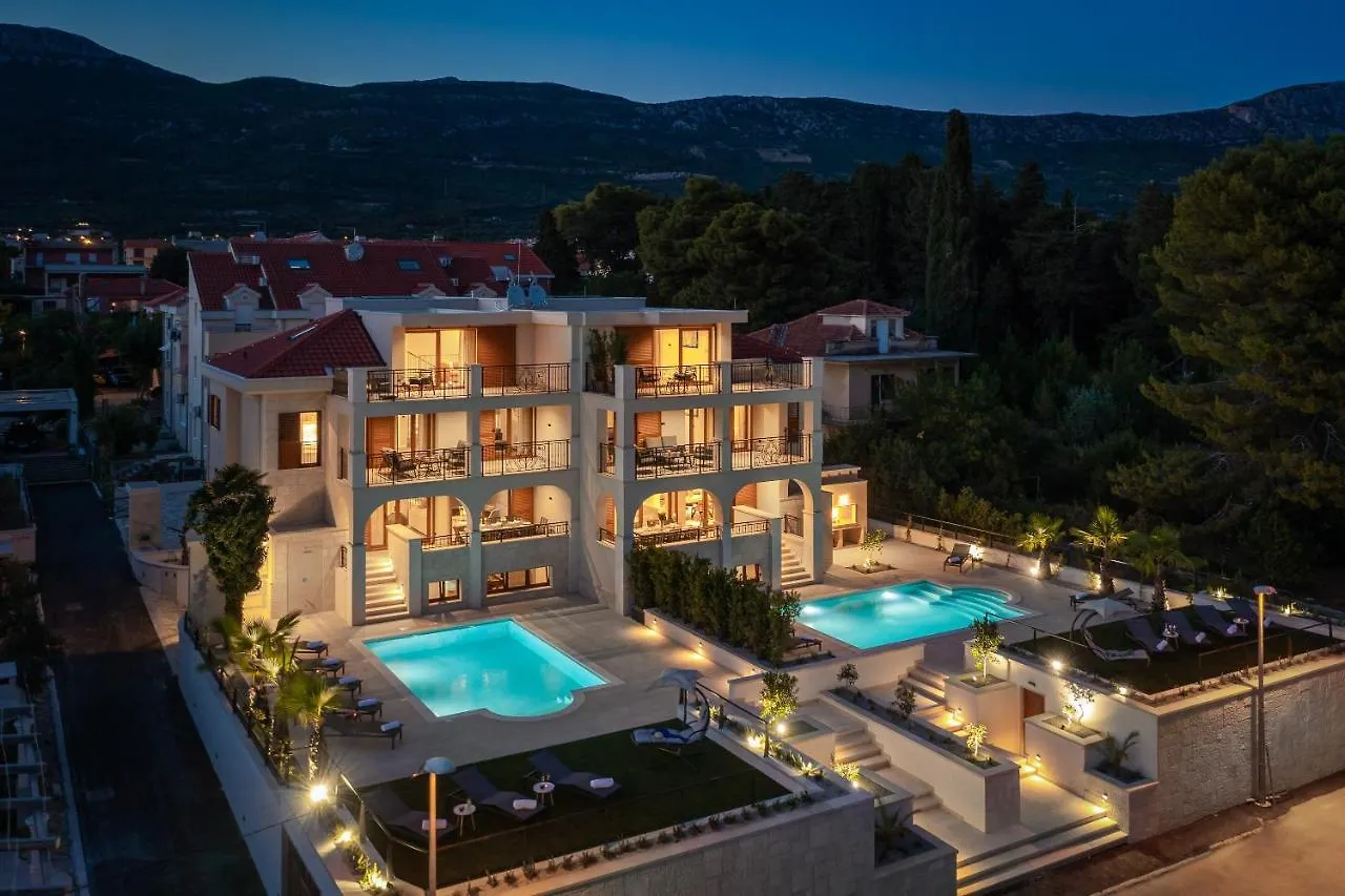 Beachfront Villa Armeria With Pool Kastela Croatia